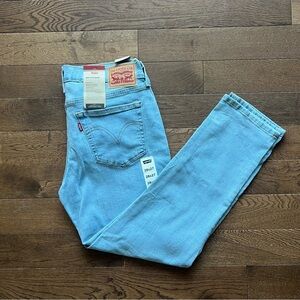 NEW Levi's Jeans